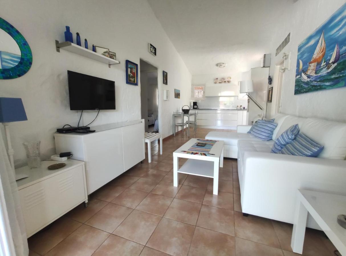 2 Bedroom Bungalow Next Yumbo Center. Free Parking ปลายา เดล อิงเกลส ภายนอก รูปภาพ
